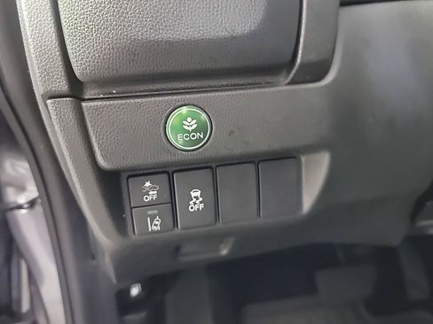 Used 2018 Honda Fit EX image 36