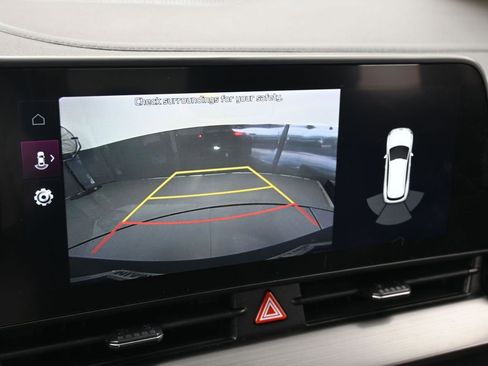 Used 2023 Kia Sportage EX image 22