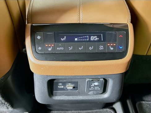 Used 2022 INFINITI QX60 Sensory w/ Cargo Package image 26