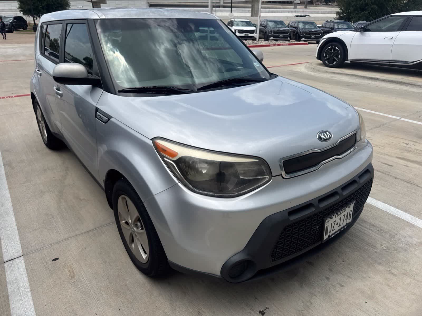 Used 2015 Kia Soul FWD image 3