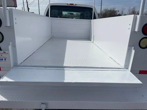 Used 2015 Ford F250 XL w/ Power Equipment Group AWD/4WD image 16