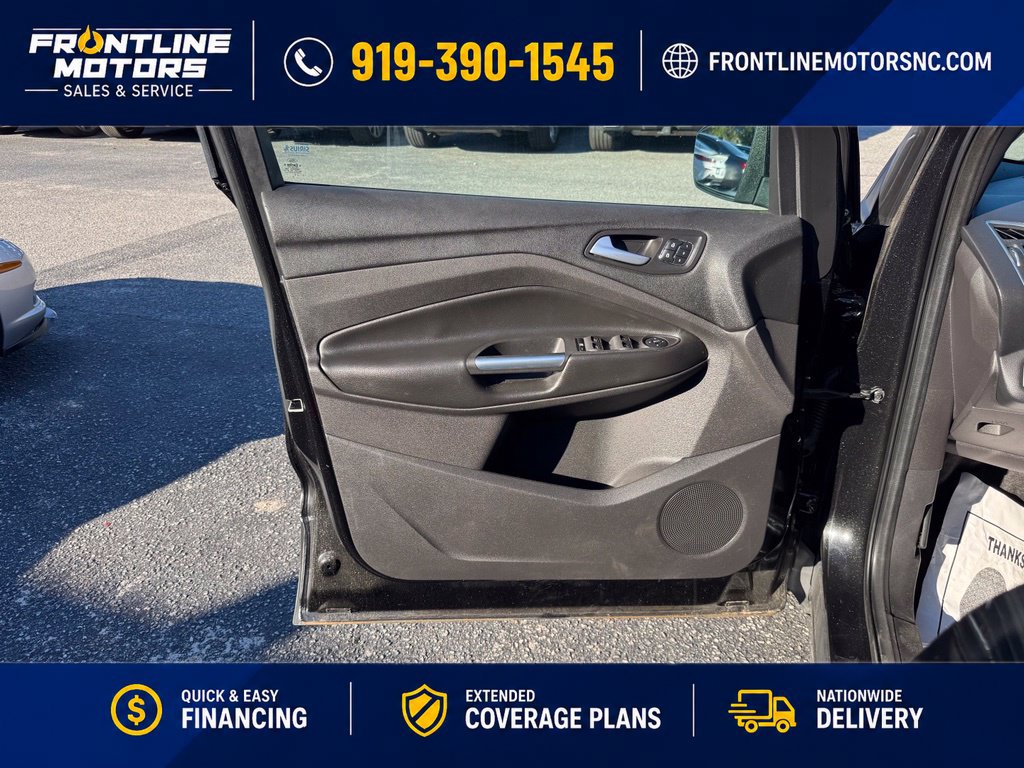 Used 2013 Ford Escape Titanium w/ Parking Technology Pkg FWD image 20