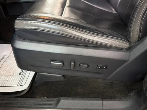 Used 2015 Ford Expedition Max Platinum AWD/4WD image 18