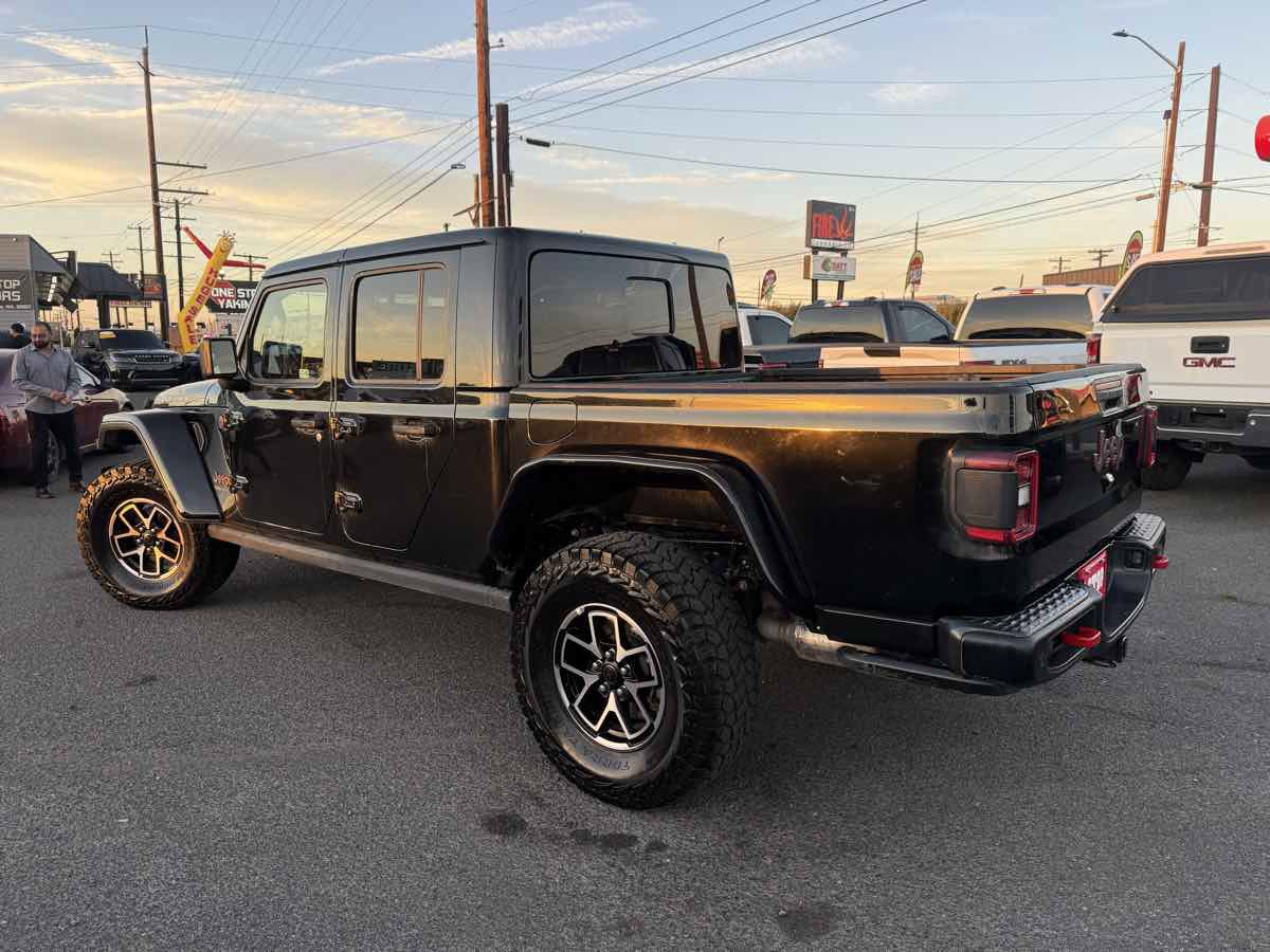 Used 2020 Jeep Gladiator Rubicon w/ Uconnect 4C Nav & Sound Group AWD/4WD image 6