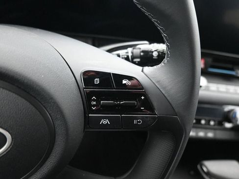 New 2026 Hyundai Elantra Sport image 18