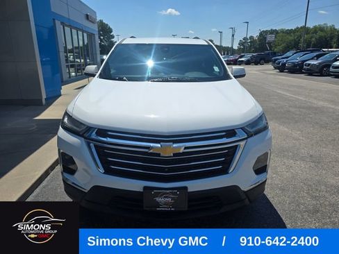 Used 2023 Chevrolet Traverse LT w/ Rear Camera Mirror Package AWD/4WD image 8
