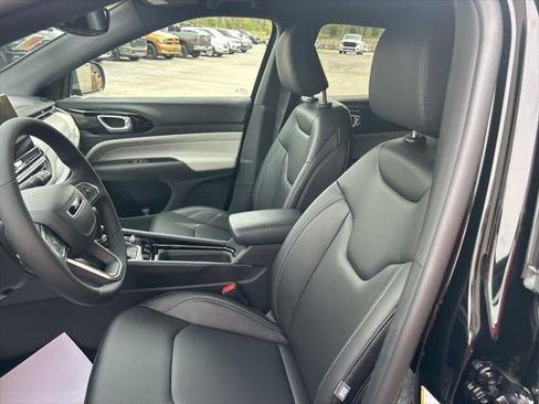 New 2026 Jeep Compass Limited AWD/4WD image 42
