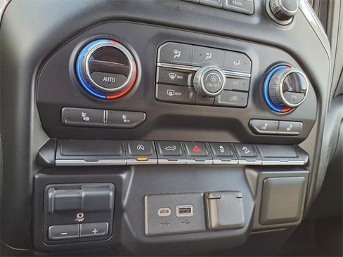 Used 2021 Chevrolet Silverado 1500 RST image 7