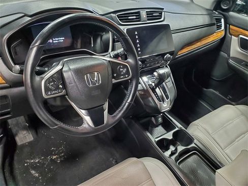 Used 2018 Honda CR-V Touring image 9