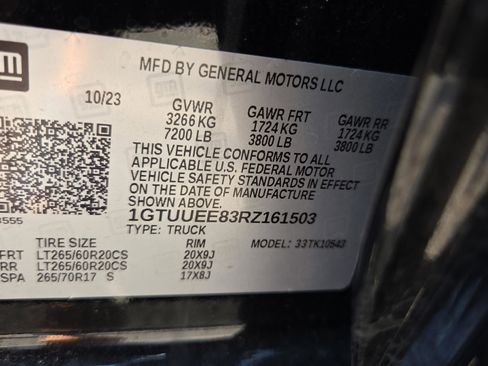 Used 2024 GMC Sierra 1500 AT4 w/ Technology Package image 24