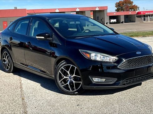 Used 2018 Ford Focus SEL FWD image 36