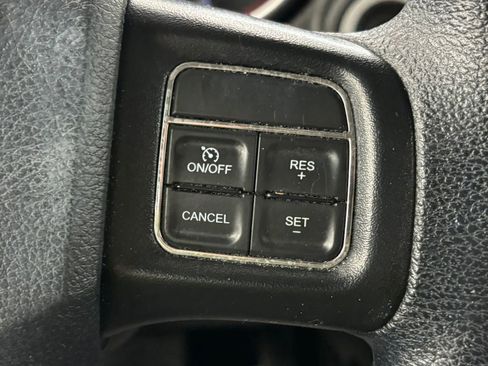Used 2020 Dodge Journey SE w/ Blacktop Package FWD image 43