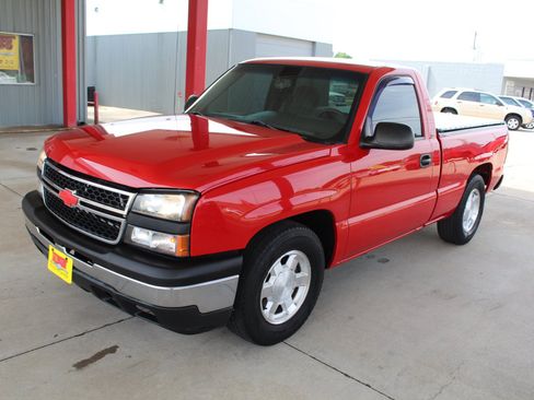 Used 2006 Chevrolet Silverado 1500 LS RWD image 29
