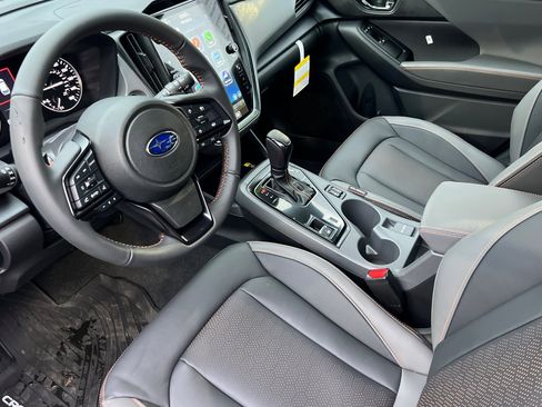New 2025 Subaru Crosstrek 2.5i Limited w/ Popular Package #4A image 10