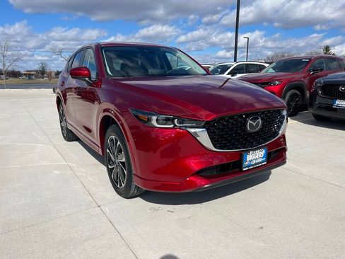 Used 2025 MAZDA CX-5 AWD 2.5 S w/ Preferred Package image 2