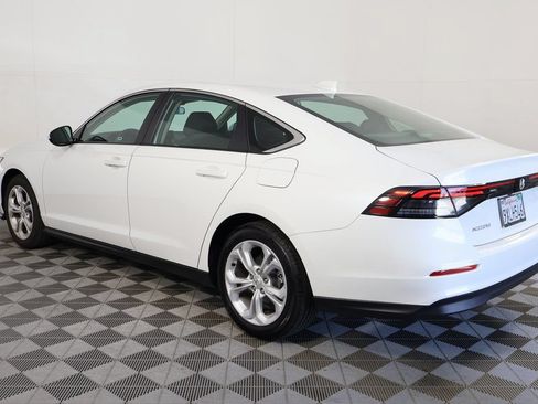 Used 2025 Honda Accord LX image 6