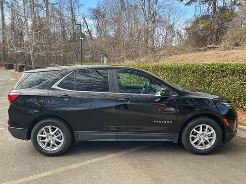 Used 2022 Chevrolet Equinox LT image 26