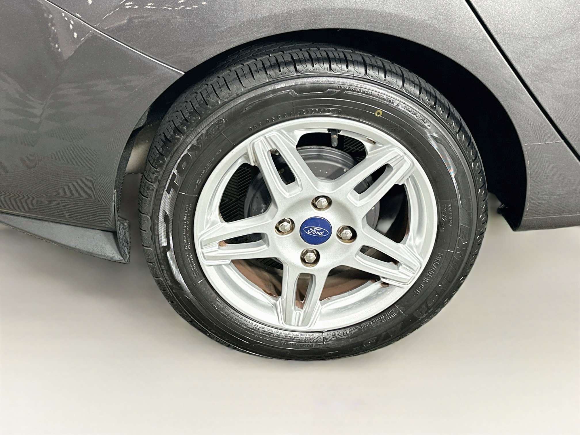 Used 2017 Ford Fiesta SE FWD image 11