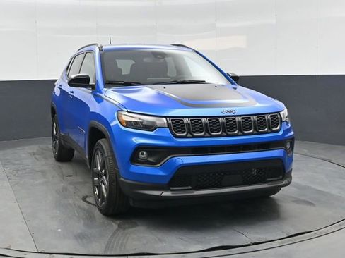 New 2026 Jeep Compass Latitude AWD/4WD image 10