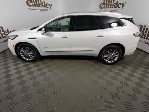 Used 2023 Buick Enclave Avenir w/ Avenir Technology Package image 5