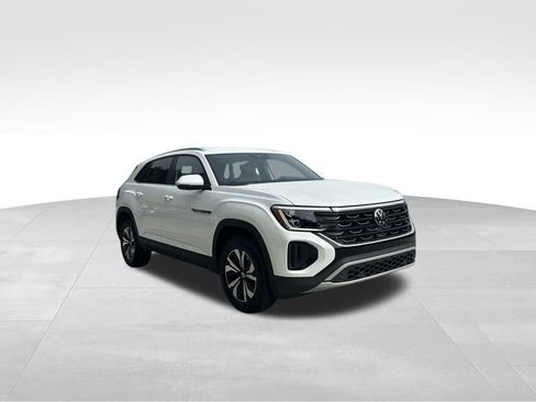 New 2026 Volkswagen Atlas Cross Sport SE image 7