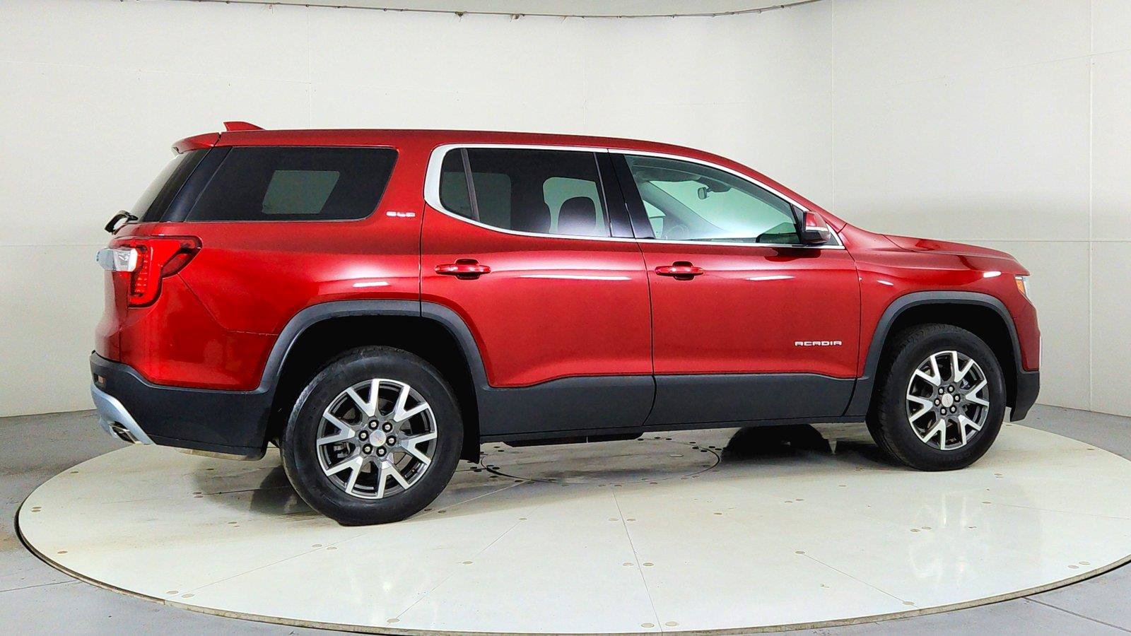 Used 2023 GMC Acadia SLE FWD image 8