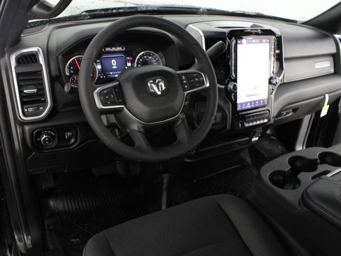 Used 2025 RAM 4500 4x4 Regular Cab DRW image 10