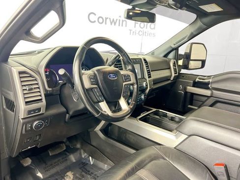 Used 2021 Ford F350 Platinum image 3