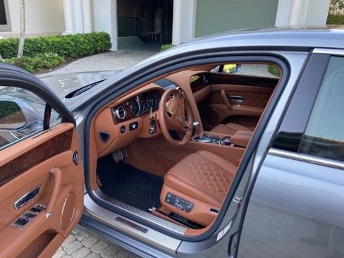 Used 2017 Bentley Flying Spur W12 AWD/4WD image 2