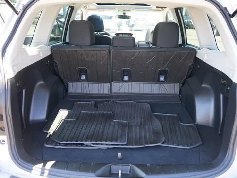 Used 2018 Subaru Forester 2.5i Premium w/ All-Weather Package AWD/4WD image 10
