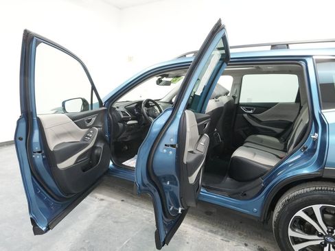 Used 2023 Subaru Forester Limited w/ Popular Package #3 image 22