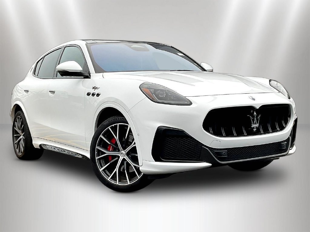Used 2023 Maserati Grecale Modena AWD/4WD image 3