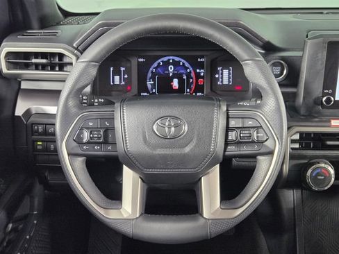 Used 2026 Toyota 4Runner SR5 AWD/4WD image 22