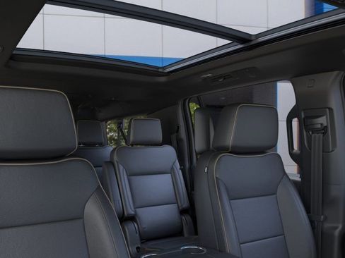 New 2026 Chevrolet Suburban Premier RWD image 24