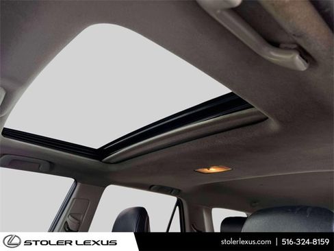 Used 2018 Toyota 4Runner SR5 image 24