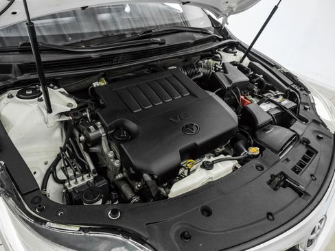 Used 2015 Toyota Avalon Limited FWD image 41