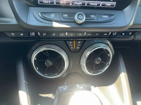 Used 2018 Chevrolet Camaro SS RWD image 22