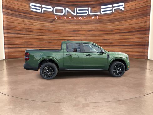 New 2025 Ford Maverick XLT w/ XLT Luxury Package image 6