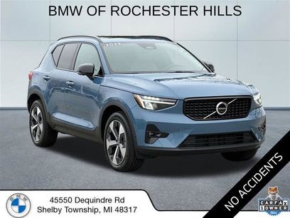 Used 2023 Volvo XC40 B5 Plus w/ Driver Assist Package