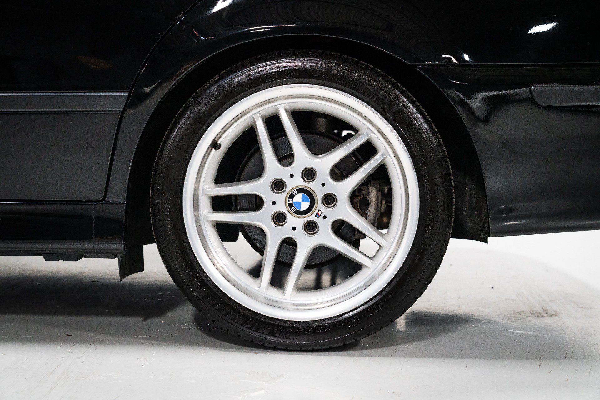 Used 2003 BMW 540i Sedan RWD image 10
