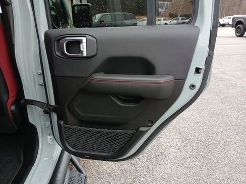 Used 2024 Jeep Wrangler Unlimited Rubicon 392 image 31