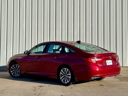 Used 2018 Honda Accord Hybrid image 3