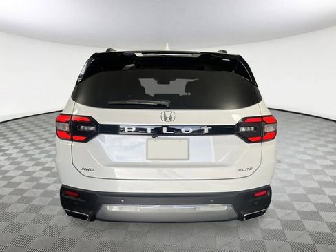 New 2026 Honda Pilot Elite image 5