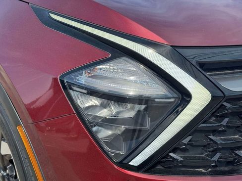 Used 2023 Kia Sportage X-Line w/ X-Line Premium Package image 8