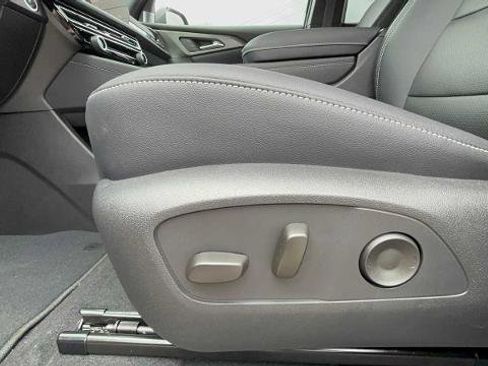 Used 2026 Chevrolet Traverse LT w/ Driver Confidence Package AWD/4WD image 20