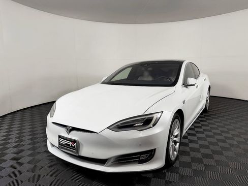 Used 2016 Tesla Model S 90D AWD/4WD image 3
