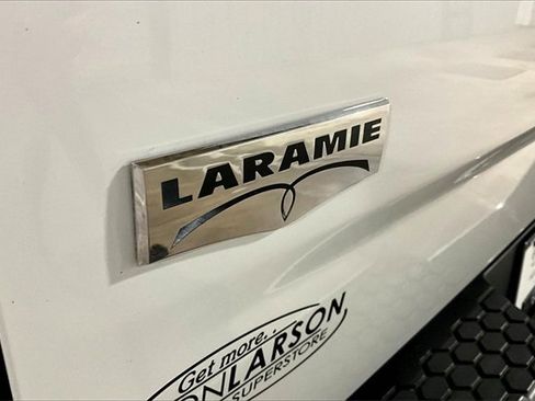 Used 2017 RAM 3500 Laramie image 27