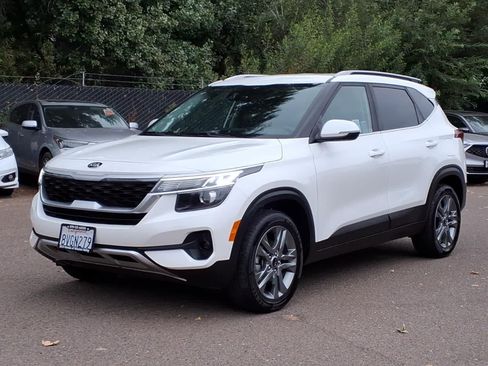 Used 2021 Kia Seltos S FWD image 1