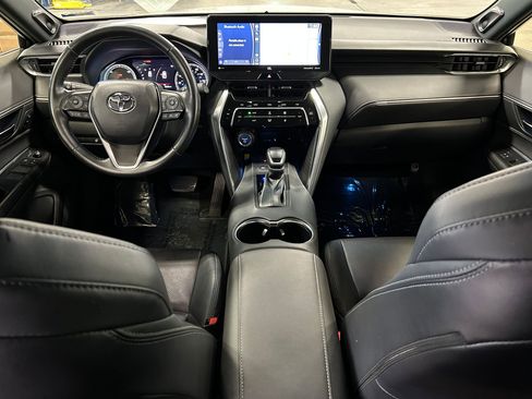 Used 2021 Toyota Venza XLE w/ Softex Package AWD/4WD image 25