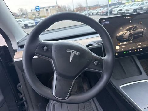 Used 2023 Tesla Model Y Long Range image 12